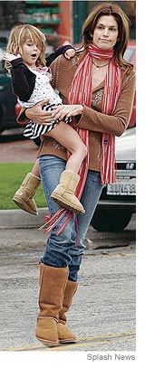 Cindy & daughter in uggs