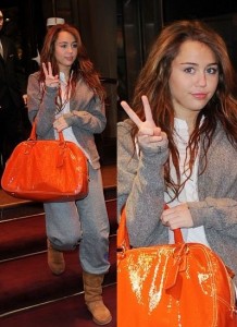 Miley-cirus rocks in uggs